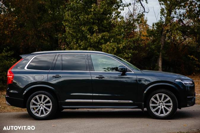 Volvo XC 90 D5 AWD Geartronic Inscription - 12