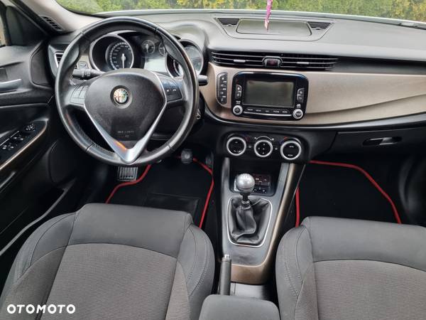 Alfa Romeo Giulietta 1.6 JTDM 16V Impression - 28