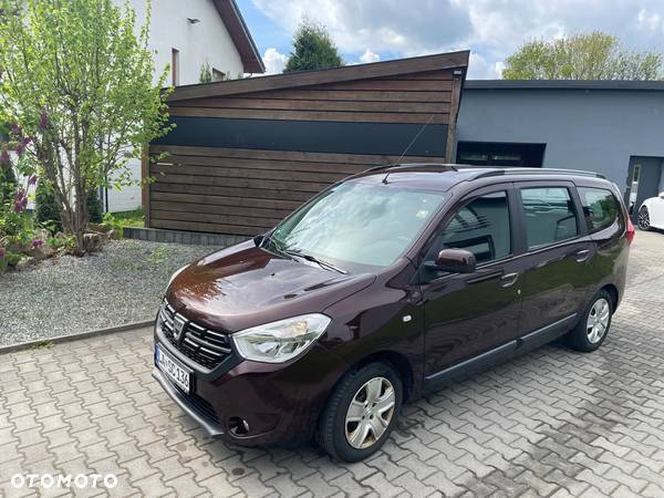 Dacia Lodgy 1.6 SCe Laureate S&S - 17