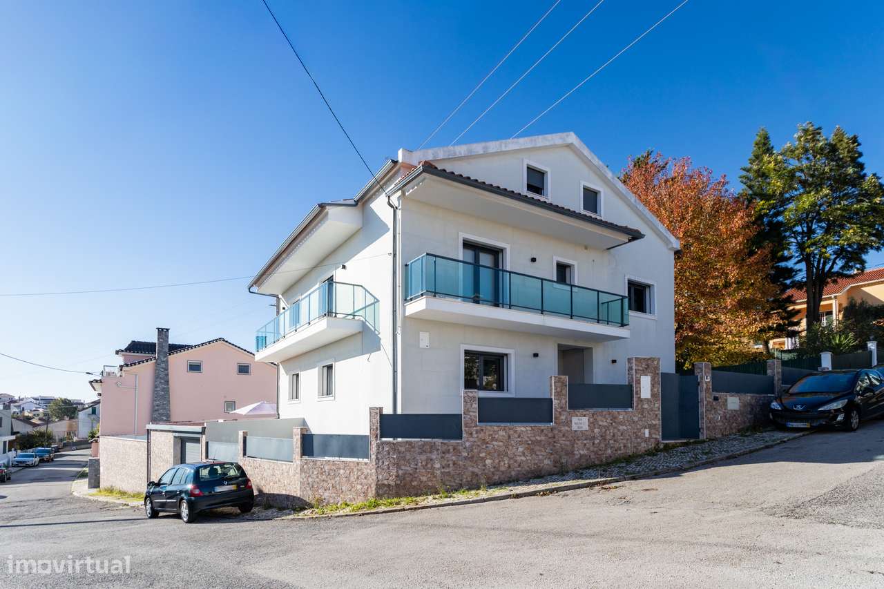 Oportunidade única: Moradia Isolada de Sonho em Famões: Conforto, Mode-45