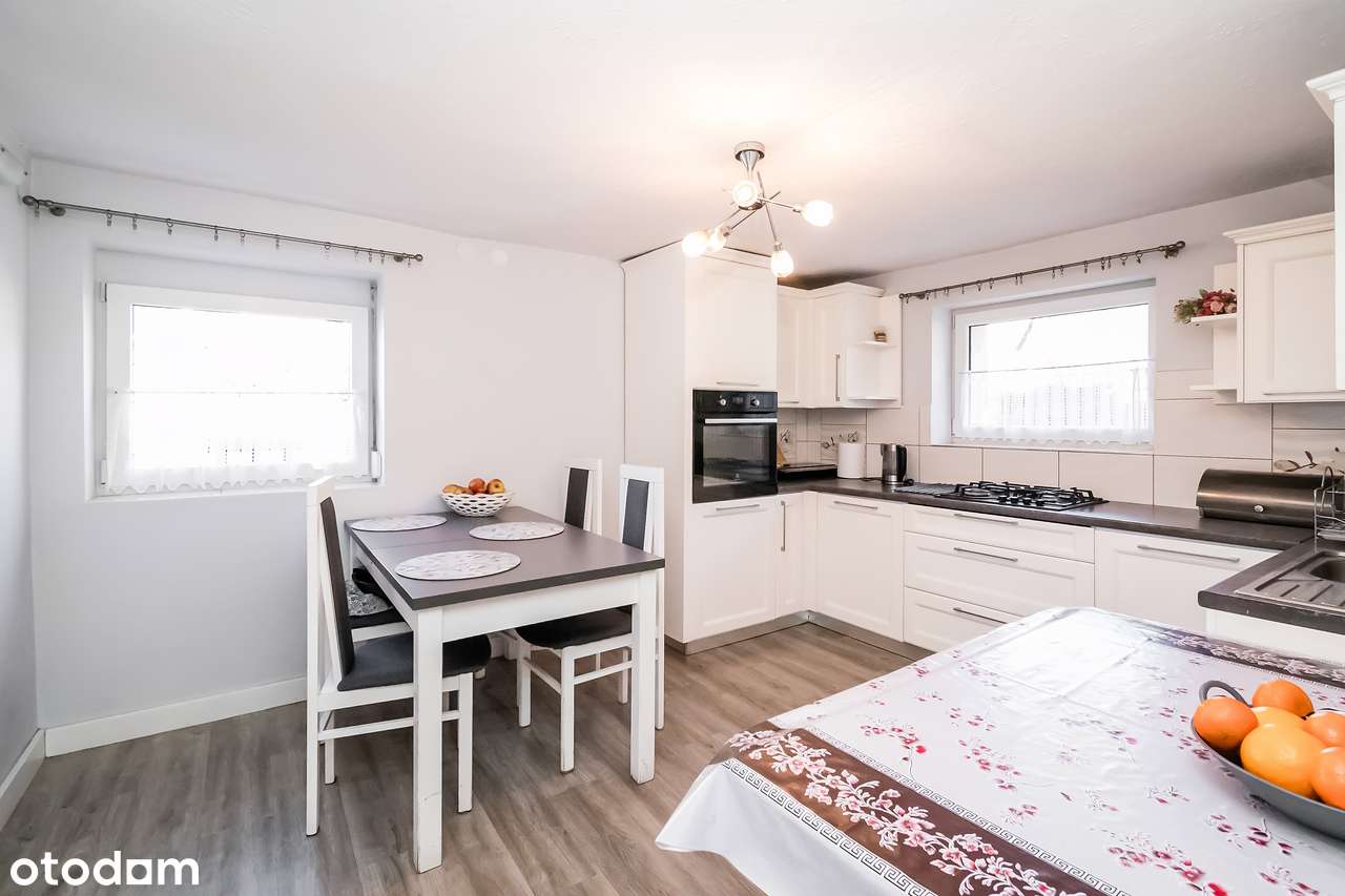 Dom wolnostojący z szybkim wyjazdem na A4, garaż, duży ogród - Pełny obrazek: 5/12