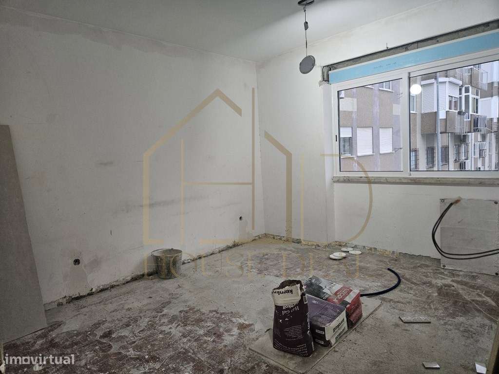 REMODELADO! Apartamento T2 na Cova da Piedade. Almada - Grande imagem: 5/32