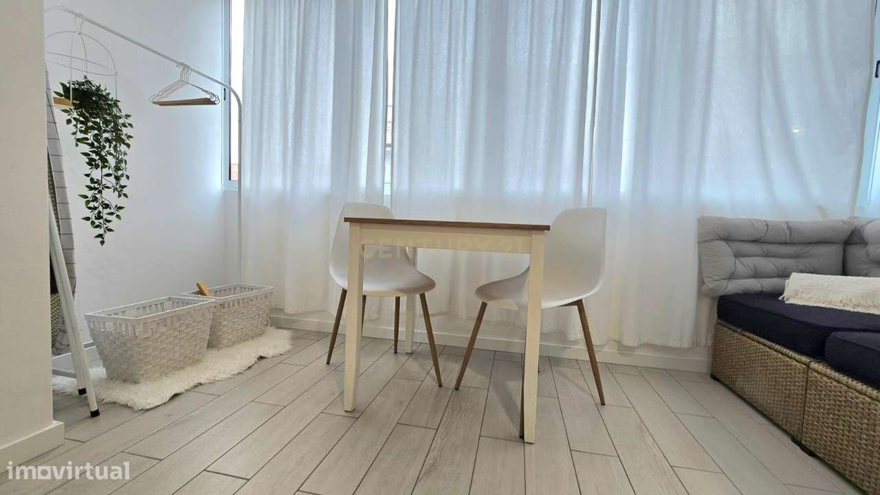 Apartamento T0 totalmente renovado em portimão.-8