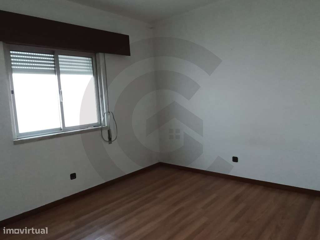 Apartamento T4-5