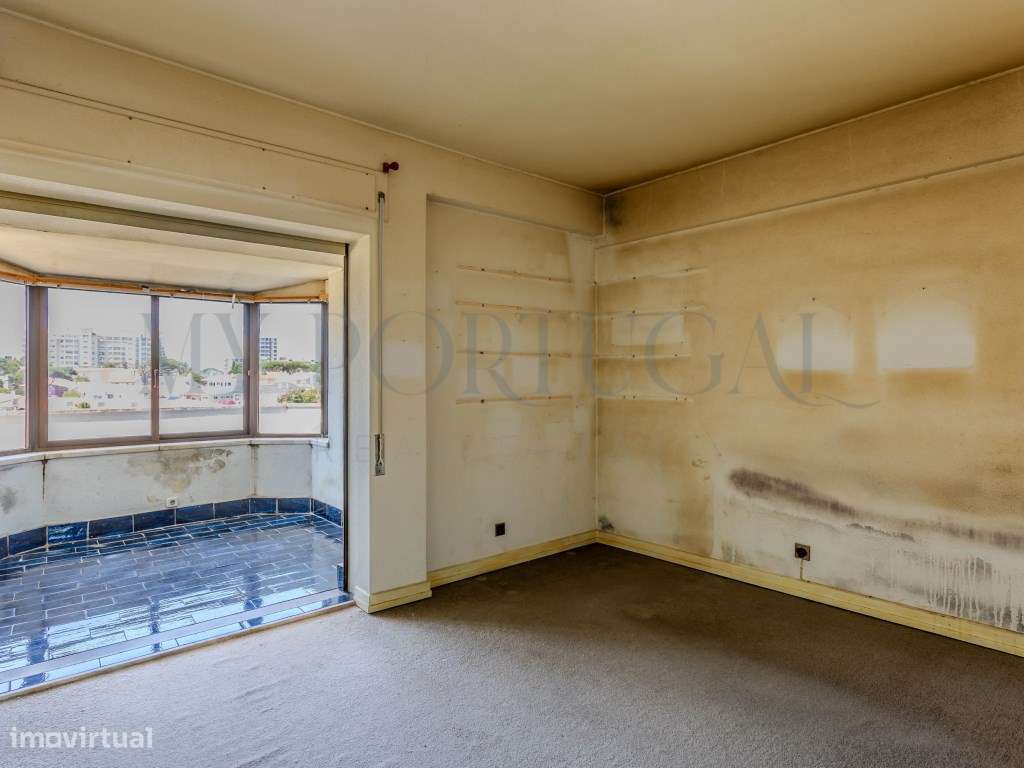 Apartamento T3 com Duas Varandas e Vista Privilegiada - Cascais - P...-30