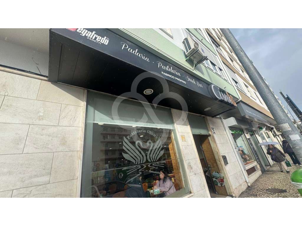 Padaria Pastelaria totalmente equipada no Casal de São Brás na Amadora - Grande imagem: 5/16