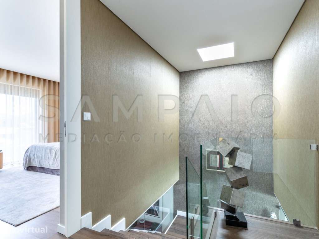 Moradia T3+1 em São Pedro da Cova-15