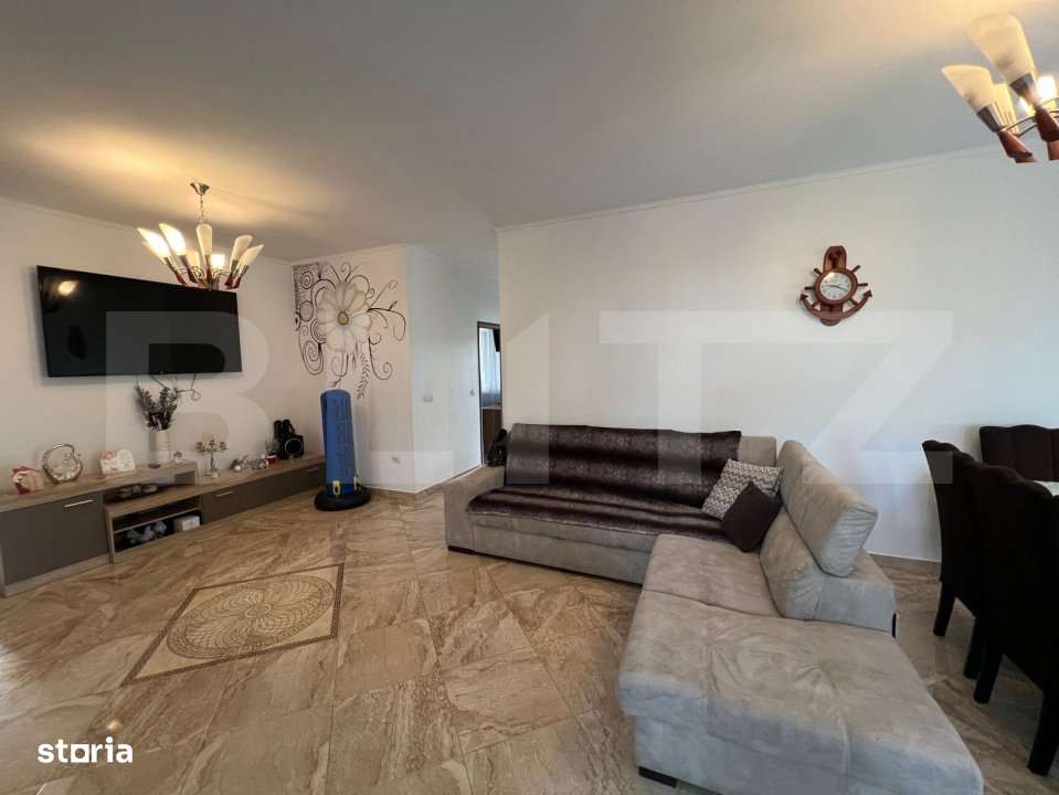 Casa, de vanzare, cu 4 dormitoare + garsoniera, 266 mp utili, zona L B - Imagine principală: 1/17