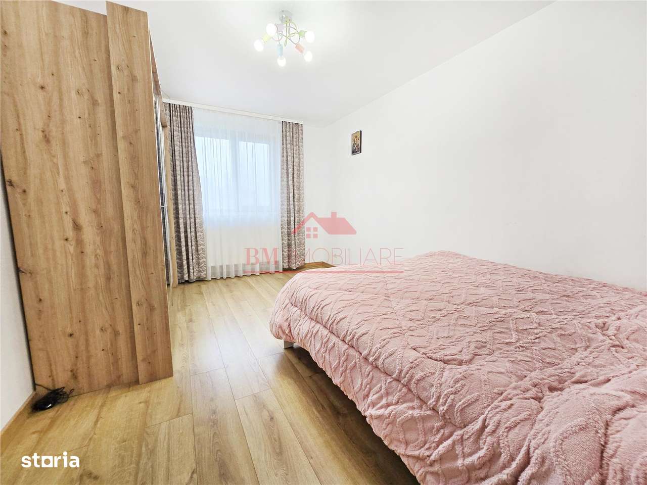 Vila de vanzare in Domnesti - mobilata si utilata-8