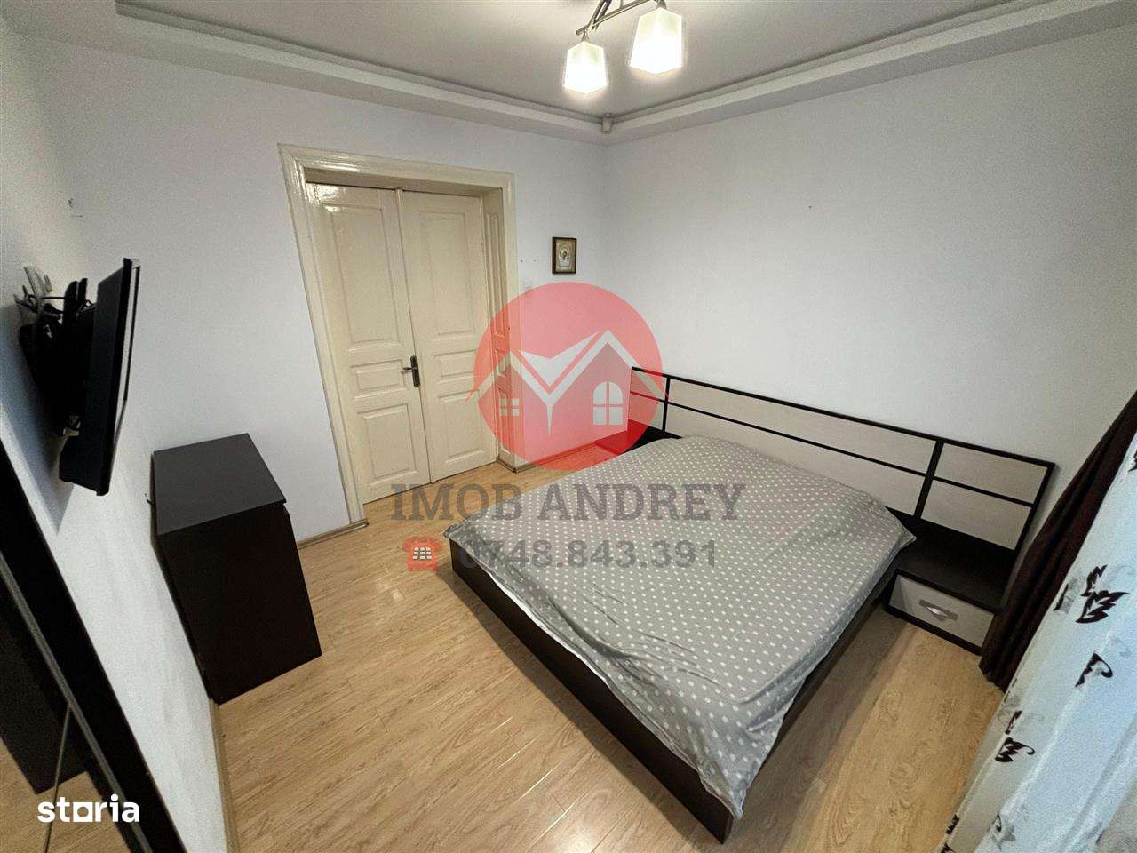 Casa spatioasa cu 3 camere si curte mare, în zona centrala - Imagine principală: 4/11