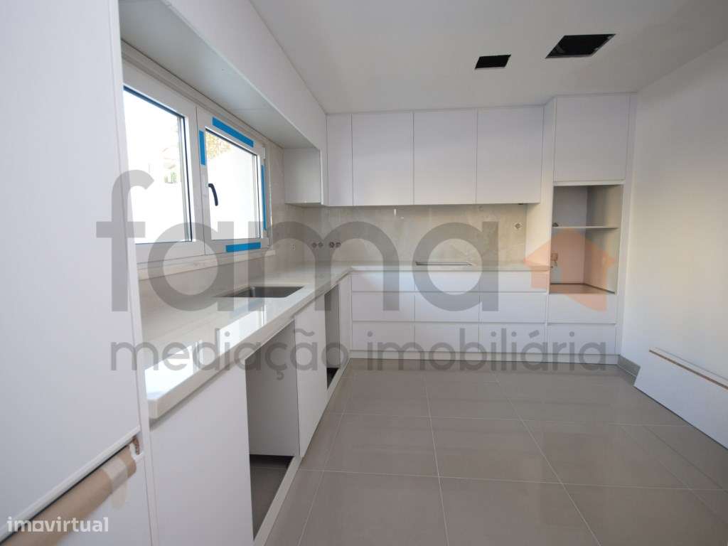 Moradia T4 Empreendimento Ocean Prime Village- S. Pedro do Estoril-14