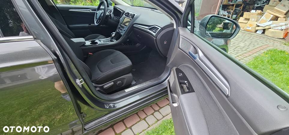 Ford Mondeo 2.0 TDCi Titanium PowerShift - 15