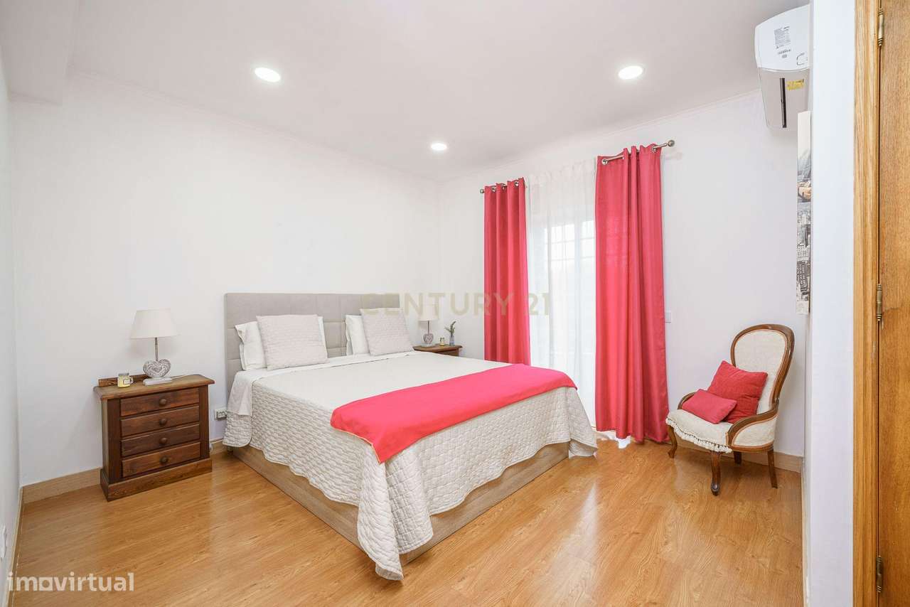 Moradia T5 de Charme com piscina, em Palmela. Conforto, Elegância e Fu-12