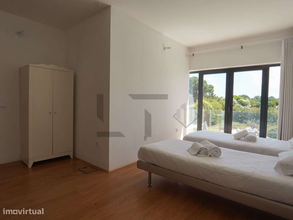 Moradia V4 com Piscina para Venda em Soltroia, Troia-24