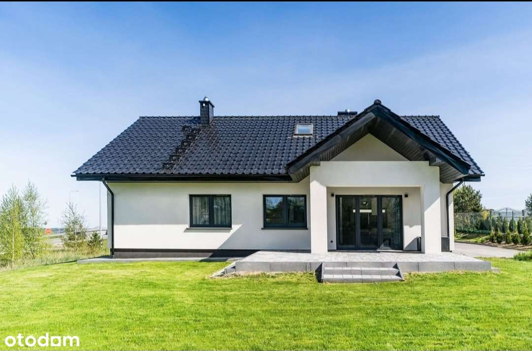 Nowoczesny, komfortowy dom wolnostojący, atrakcyjna oferta-17