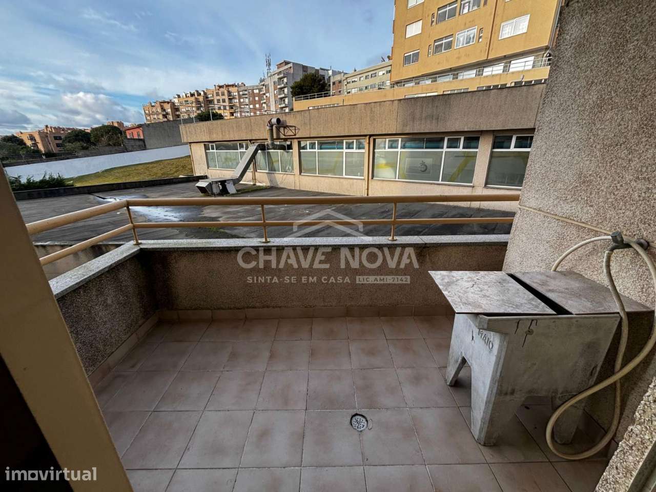 T1 Renovado c/ Varanda e Lugar de Garagem em Canidelo - Grande imagem: 5/11