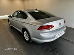 Volkswagen Passat 2.0 TDI DSG Comfortline - 39