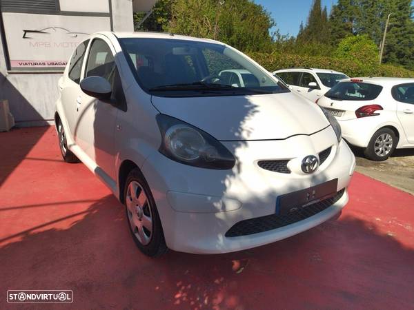 Toyota Aygo 1.0 + AC - 1