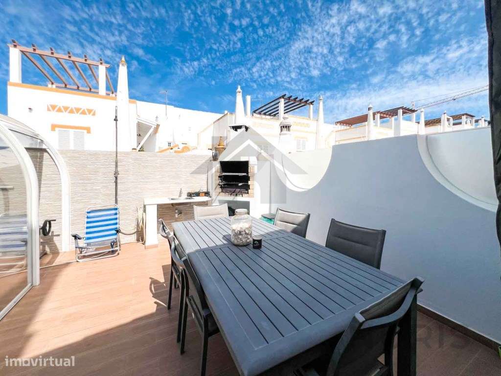 Moradia T3 com piscina para venda em Lagos-7