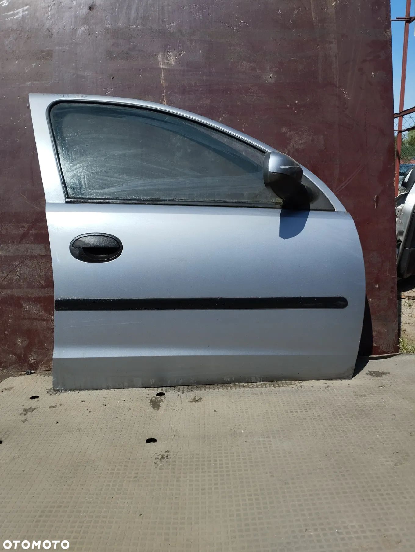 Drzwi przednie prawe Opel Corsa C 5d - 1