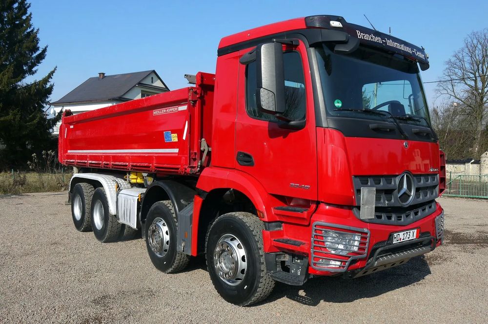 Mercedes-Benz Arocs 2021