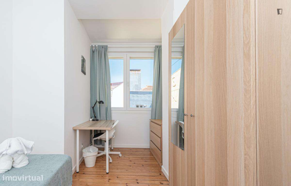 Quarto - localizado em Alcântara Lisbon - Grande imagem: 5/6