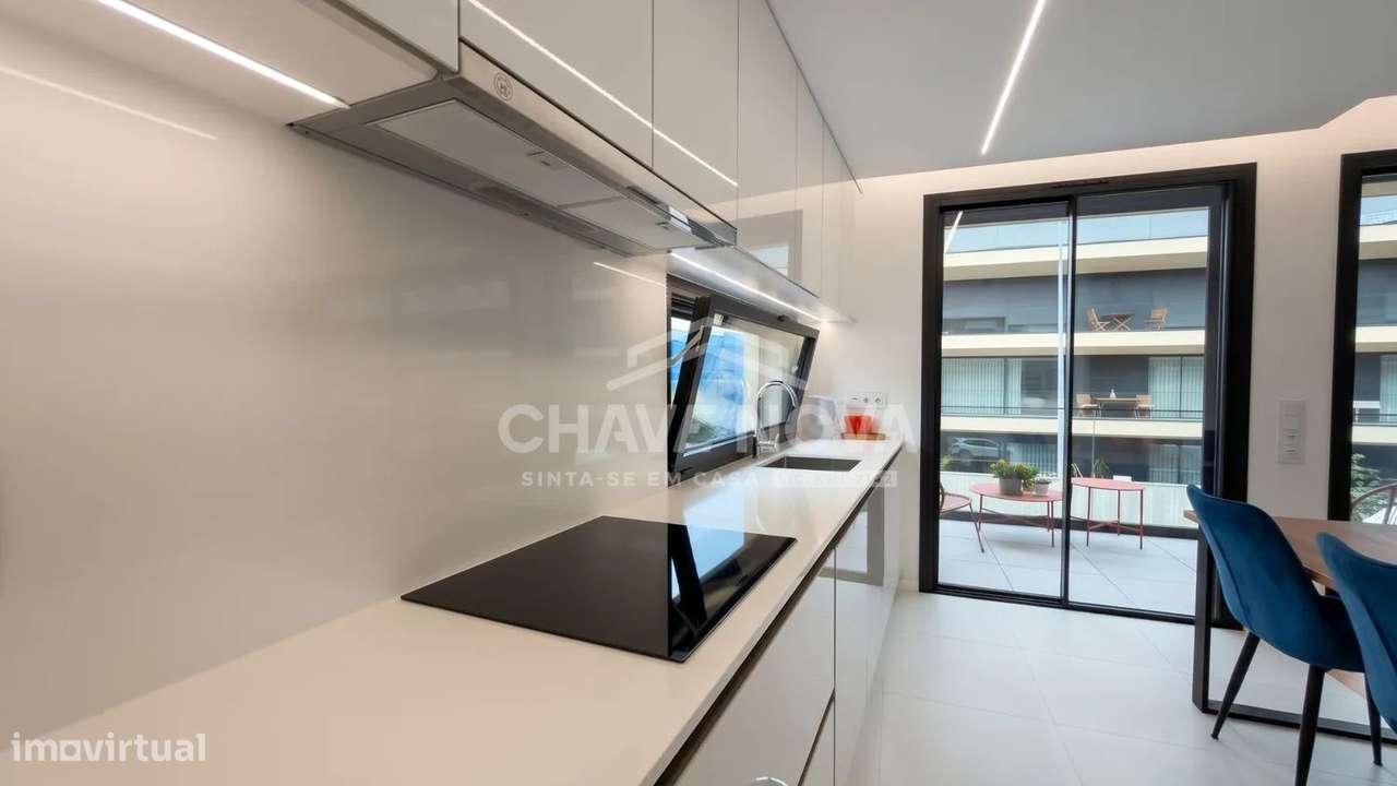 Apartamento T2 Novo c/ Lugar de Garagem Duplo na Madalena-5