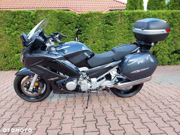 Yamaha FJR - 3