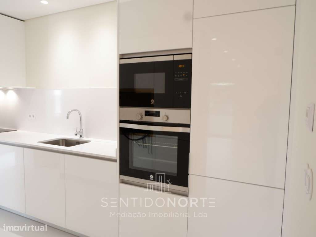 Apartamento T3 Remodelado Próximo à Avenida da Boavista - Grande imagem: 5/40