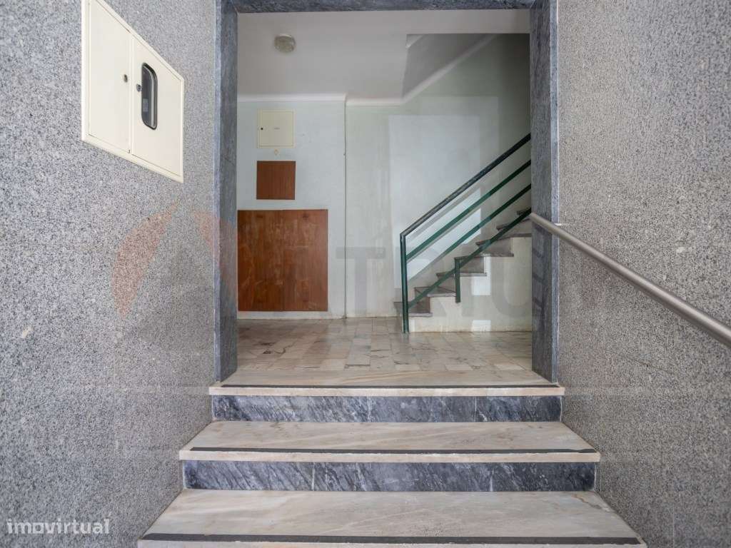 EXCLUSIVO | T2 COM 82m², ELEVADOR E LAREIRA NO VALE DO COBRO - SETÚ...-5