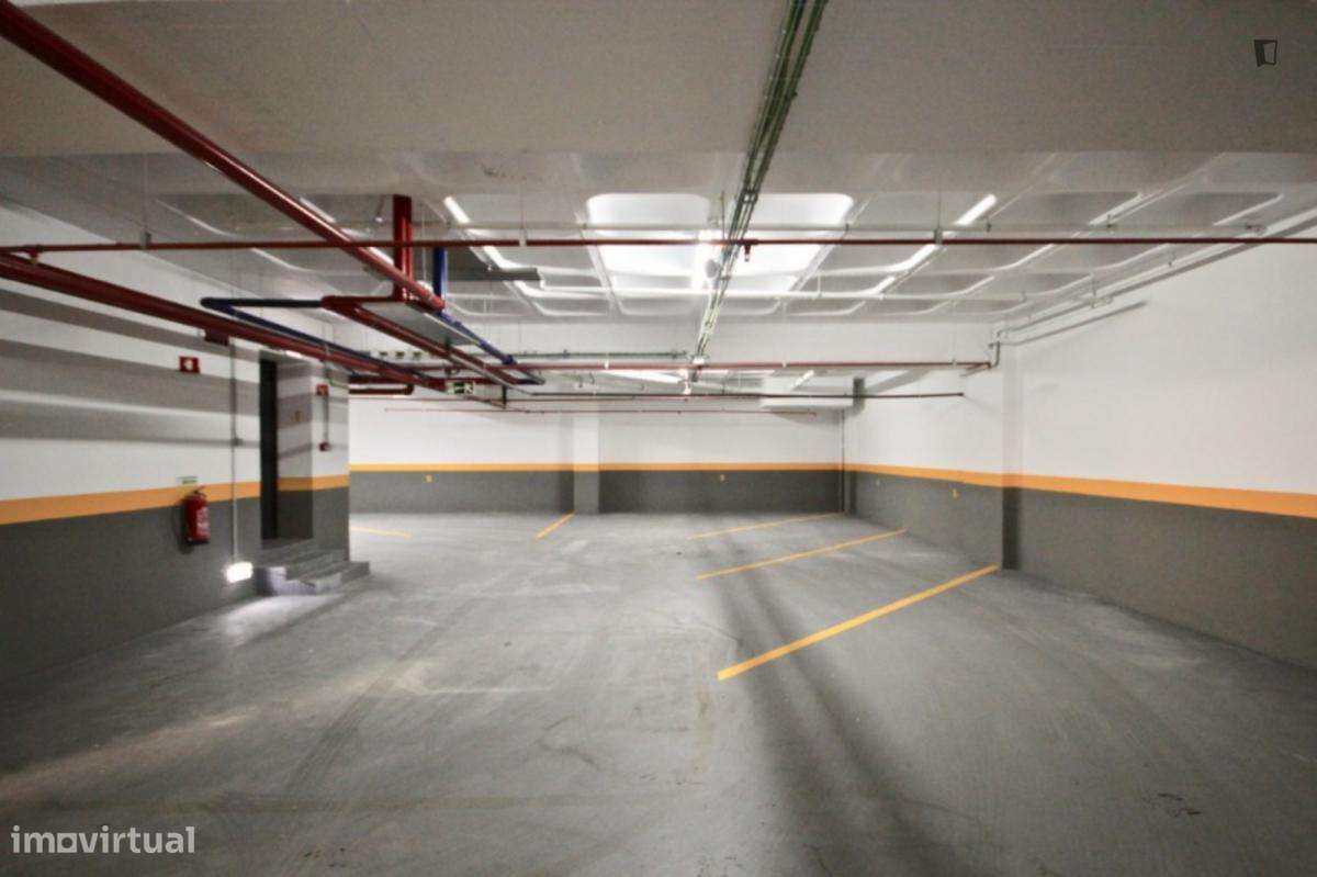 Apartamento com 1 quartos - localizado em Sete Rios Lisbon - Grande imagem: 2/7