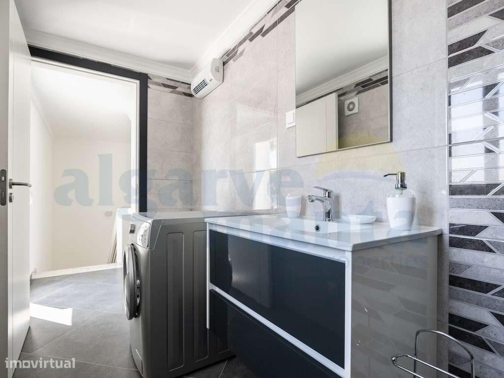 Exclusivo Algarve Manta Properties!
Moradia T4 com Estacionamento ...-22