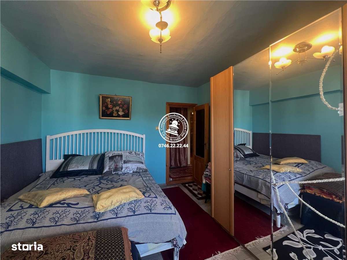Apartament decomandat cu 4 camere, 2 băi și 2 balcoane - Imagine principală: 5/12