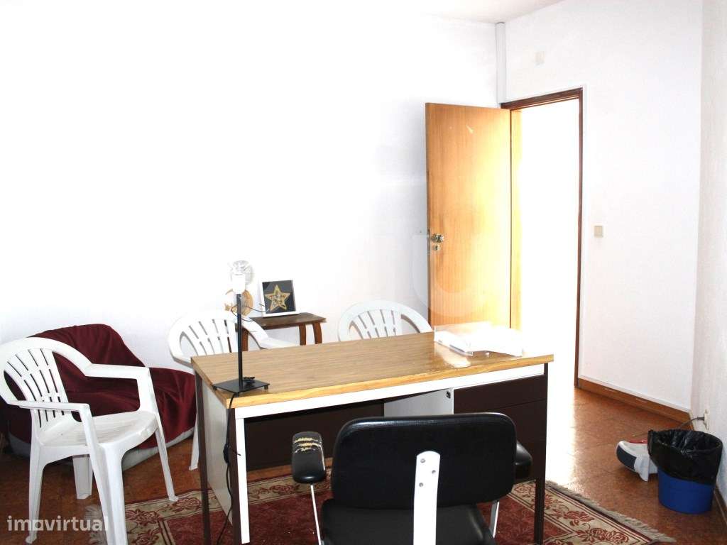 Armazém para Arrendamento em Castelo Branco - Grande imagem: 4/10