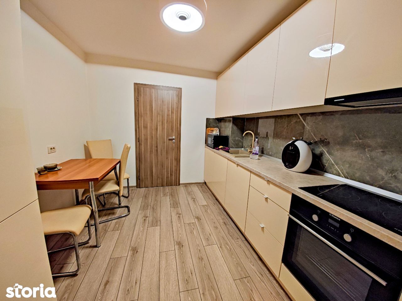 De inchiriat apartament cu 3 camere decomandat zona Soarelui Timișoara