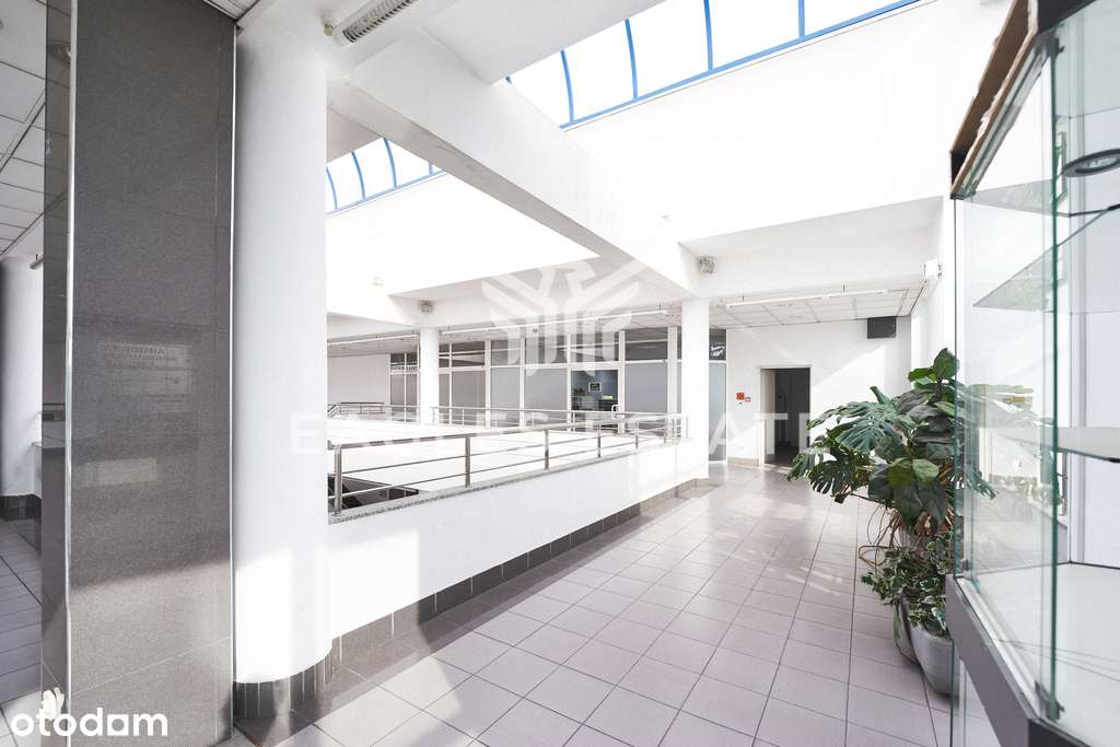 Witryna, winda, centrum – lokal 148 m² na sprzedaż - Pełny obrazek: 4/7