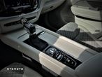Volvo XC 60 B5 B AWD Momentum - 36