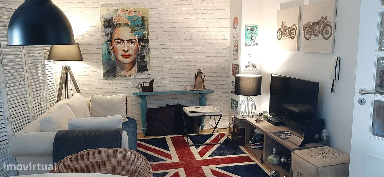 Arrenda T0 Mob. e Equip. – Areosa, Porto | Próximo Hospital São João - Grande imagem: 2/16