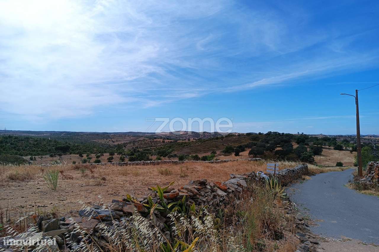 Ruina para recuperar com pomar - Grande imagem: 2/22