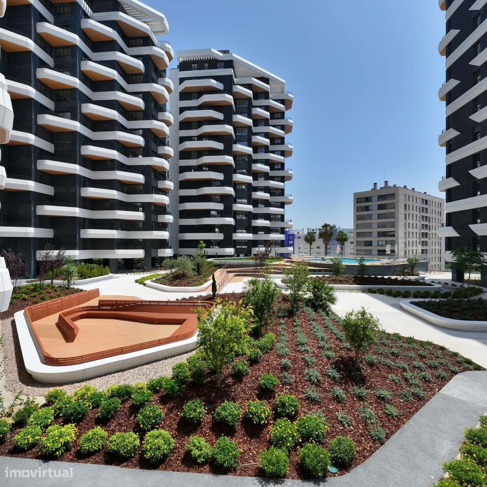 Apartamento T2 com piscina, Parque das Nações, Lisboa-35