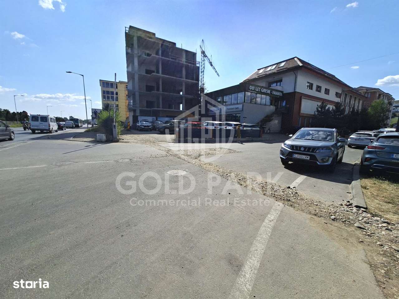 Spatiu Comercial/Showroom - zona BMW/METRO/E60 - 440 mp - Imagine principală: 4/11