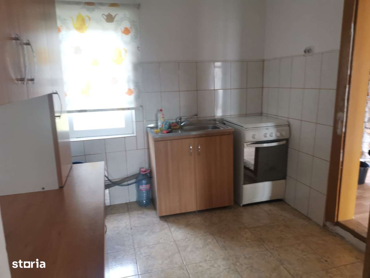 Casa batraneasca Aninoasa/ Arges, teren 1.200 mp-10