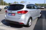 Kia Carens - 36