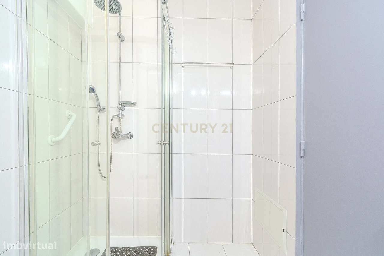 Apart T1 a 500m da zona histírica de Albufeira - Grande imagem: 5/33