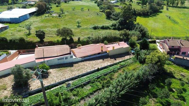 Terreno com moradia para reconstrução - Grande imagem: 5/11