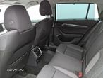 Skoda Octavia Combi 2.0 TDI DSG Style - 14