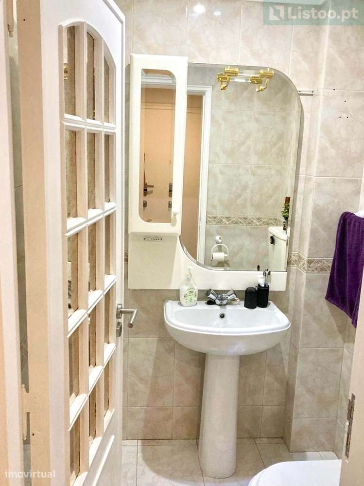 Apartamento T5 renovado e com terraço - Queluz-29