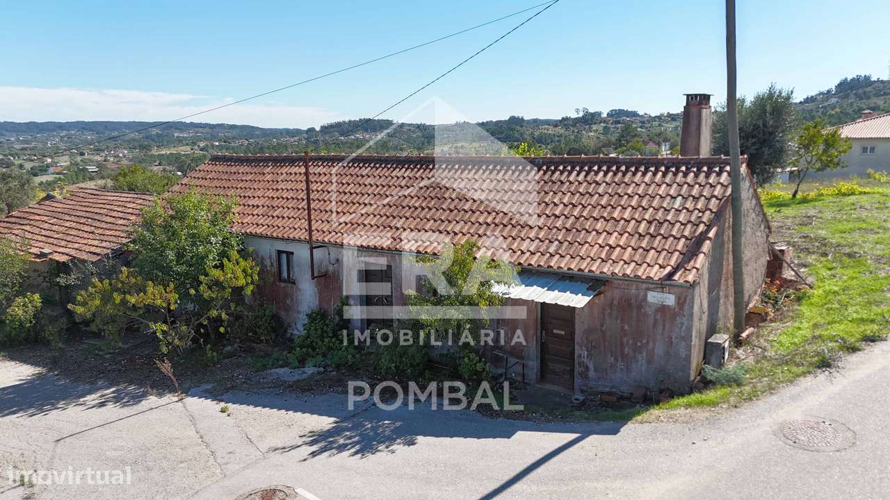 Moradia T3, Santiago e São Simão de Litém e Albergaria dos Doze-5