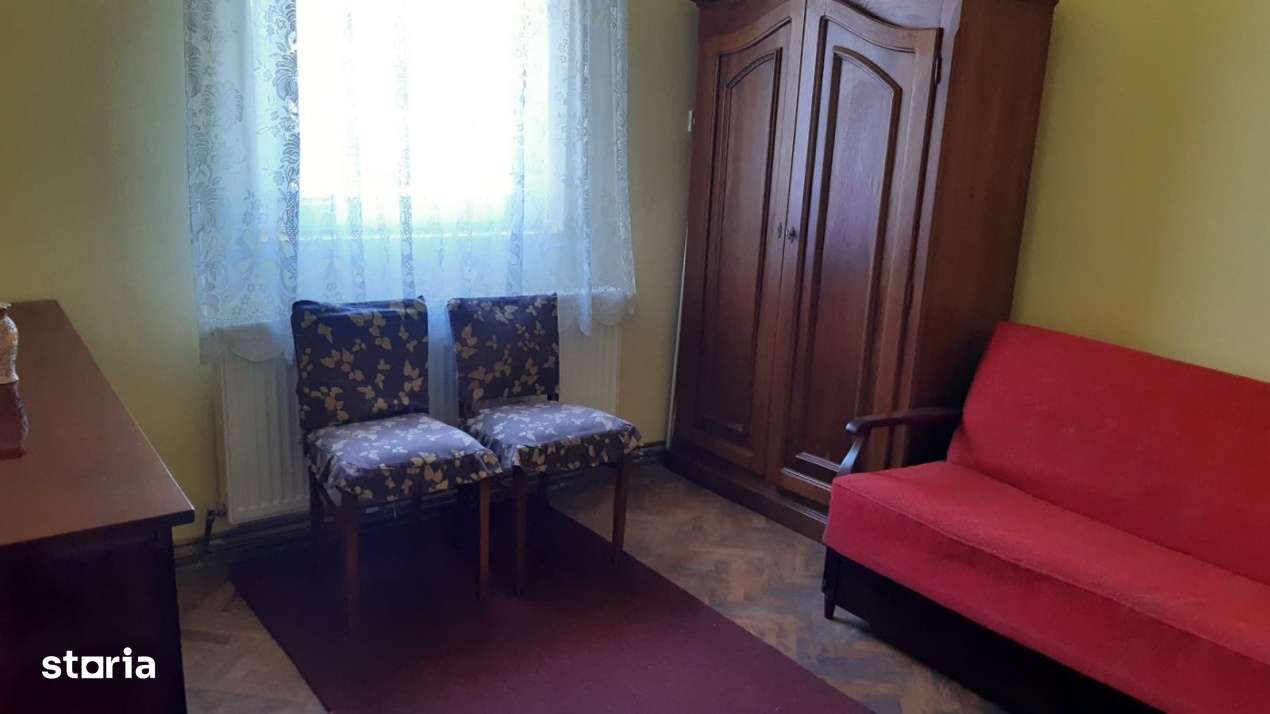 Casa de locuit plus spatiu comercial – Moftinul Mic - Imagine principală: 5/9