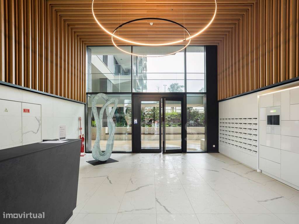 Apartamento T3 com varanda, piscina e ginásio, nas Avenidas Novas, ... - Grande imagem: 4/32